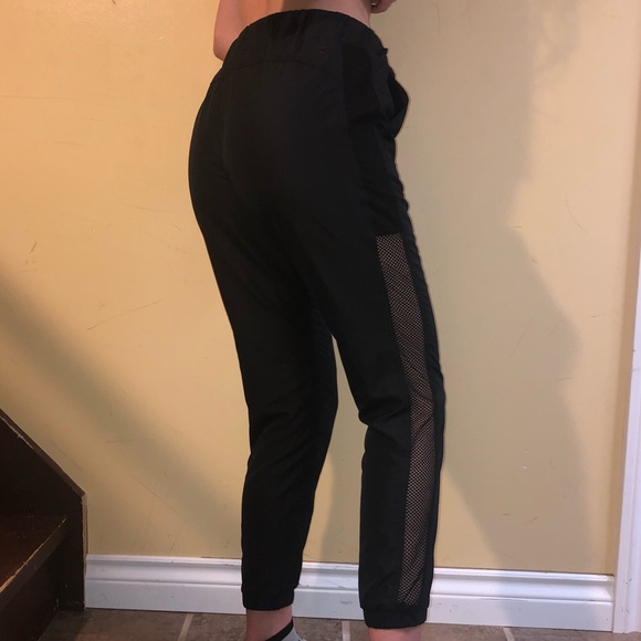 Chic Mesh Cutout Sport Pants - Picture 1 of 6